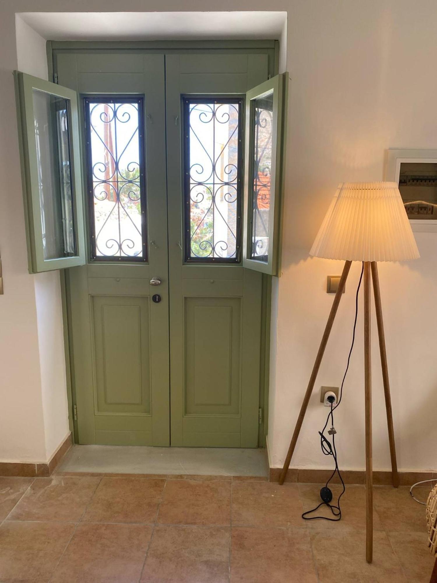 Villa Theoni Χάλκη Εξωτερικό φωτογραφία